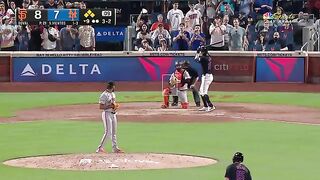 Matt Chapman Ends Game on INSANE Barehanded Play _ San Francisco Giants vs New York Mets(360P).