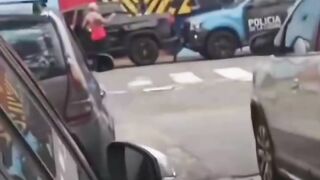If this happens in America that dude is a gonna