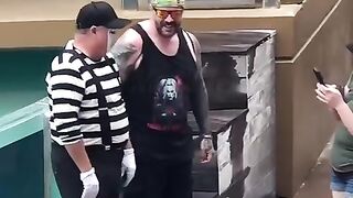 Tom_the_mime_“the_riders