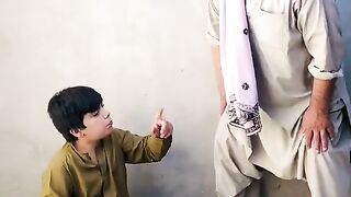 Pehley Nach Phir batata hoon