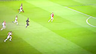 Cristiano Ronaldo 82