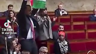 في قبة البرلمان الفرنسي