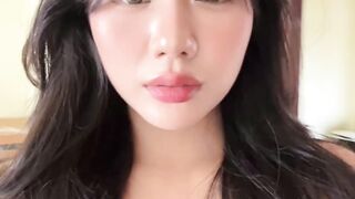 You're not ugly, you're beautiful