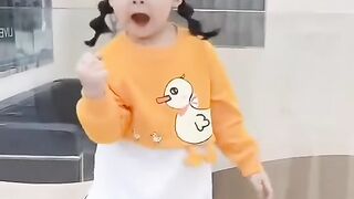 Little girl dance