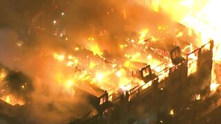 New Jersey blaze destroys block of apartments.