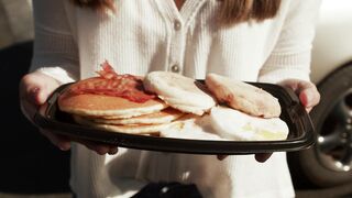 "Yummy Delights: Recipes to Satisfy Your Cravings"