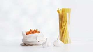 "Divine Dishes: Recipes to Savor and Share" 2