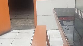 Warteg sepi nemen