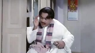 Mere Samne Wali Khidki Mein - Padosan - Kishore Kumar Hit Song - R. D. Burman Songs