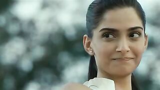 Suno Aisha Best Song - AishaSonam KapoorAbhay DeolJaved AkhtarAmit TrivediAsh King