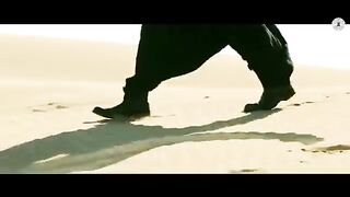 Zaalima  Raees  Shah Rukh Khan & Mahira Khan  Arijit Singh & Harshdeep Kaur  JAM8  Pritam