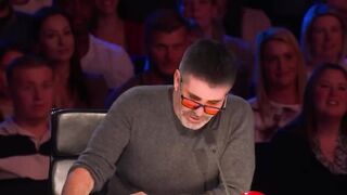 AERIAL ROLLER SKATE Duo Stardust score Simon Cowell's GOLDEN BUZZER _ Auditions _ BGT 2024.