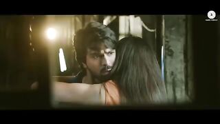Ria - Full Video Bruce Lee The Fighter Ram Charan & Rakul Preet Singh.