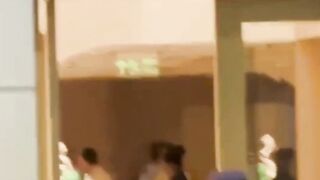 Ranbir Kapoor Alia Bhatt with daughter Raha at Airport #ranbirkapoor #shorts #viral #youtubeshorts #trending #shortvideo #ytshorts