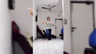 Indian Girl Miss Khanna Dance 5