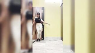 Indian Girl Ria Patil Dance