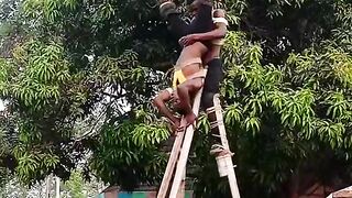 DANGEROUS STANCES: AFRICAN ACROBATICS