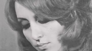 وصرت عنّك غريبة.. انساني يا حبيبي ❤️????