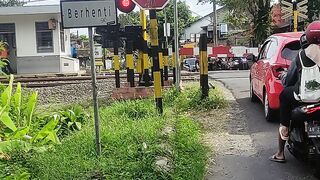 Railroad croossing