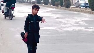 خدا کی قسم حلال رزق بہت مشکل ہے ????????