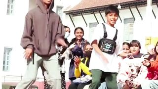 Baby Calm Down! (Dance in public)????