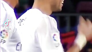 Pepe is a demon player????