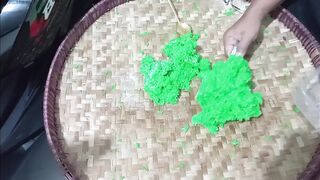 Proses Pengemasan Tape Ketan