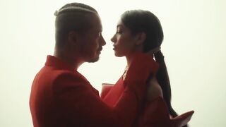 J Balvin_ Maria Becerra - Qué Más Pues_ (Официальное видео)(720P_HD).