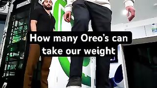 Answering the question everyone has been asking #oreo #food #funnyshorts