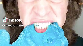 Candy asmr eating sounds #satisfying#trending