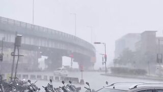 VIBES ON MOONSOON SEASON