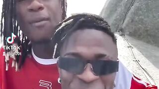 CAMAVINGA ET VINI JR AU BRÉSIL