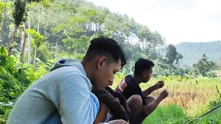 Mancing di pinggir sungai serayu dengan pemandangan yg Menakjubkan