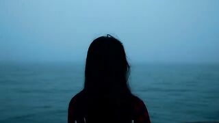 Isabel LaRosa - Help (Lyrics) can somebody help(360P)