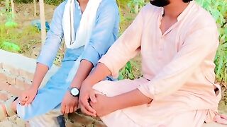 Friendship goals itni mohabat kamina