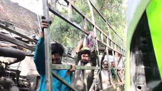 Handmade Yutong Bus Production in Pakistan _ Amazing Manufacturing Sleeper Bus at Local workshop P2_2