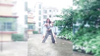 Indian Girl Ria Paul Dance 2