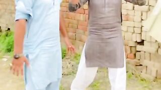 Sahi khel gya molvi
