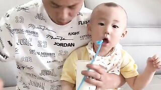#kidstoys #emotional #kidsfunn #kidstiktok #funnymoments #funnyvideos #chinesegirl 3