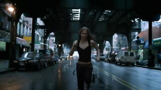 Avril Lavigne - My Happy Ending (Официальное видео)(480P).