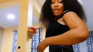 ???? Big  really? She can dance ????????❤️