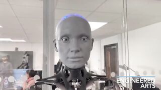 Robot that speaks multiple language