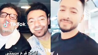 الضحك من قلبق