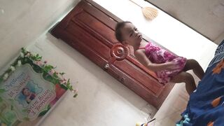 Dancing baby sylene