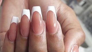 French manucure  blanc