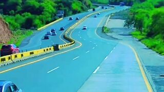 Motorway Traveling Short Video #motorway #traveling #shorts #short #shortvideo #shortsvideo #travel