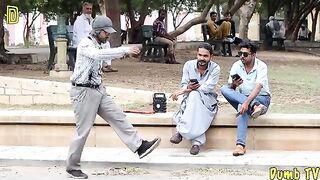 Old_Man_Break_Dancing