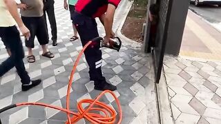 Khuda ka shukar hai baccha Bach Gaya