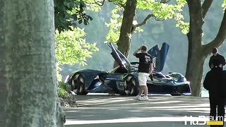 Spectacular Hydrogen Spaceship on the Road  NEW ALPINE ALPENGLOW HY4 Concept @ Villa d'Este 2024