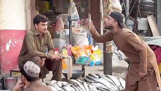 Fish_seller_not_happy_with_me_prank